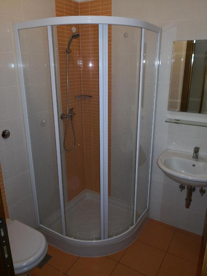 Gostilna Pri Dragici, Gostilna S Prenocisci, D.O.O. Hotel Sezana Luaran gambar
